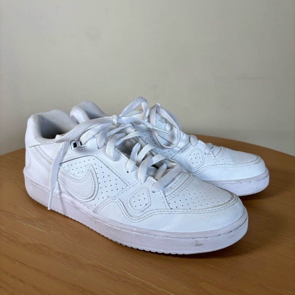 Nike Son of‎ Forcer white mens 7y women's 8.5 tennis shoes